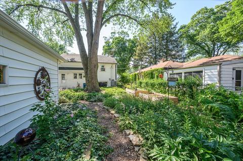 243 S Berkley Ave, Elmhurst, IL 60126 photo 27