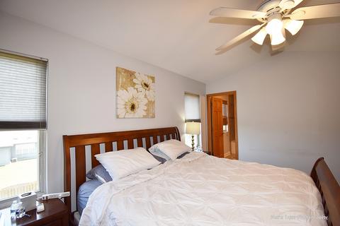 813 Red Barn Ln, Elgin, IL 60124 photo 19