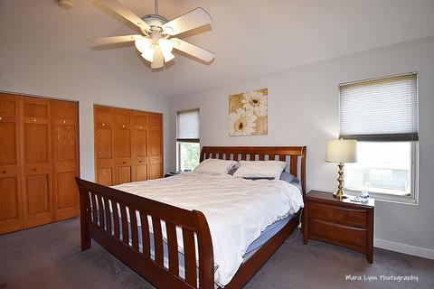 813 Red Barn Ln, Elgin, IL 60124 photo 18