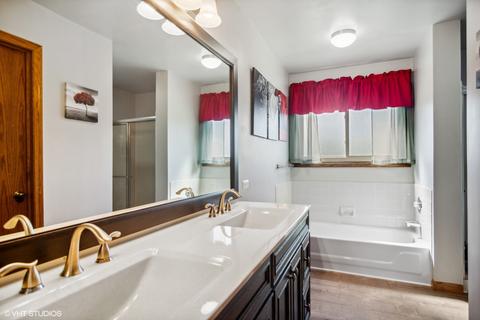841 Cimarron Dr, Cary, IL 60013 photo 14