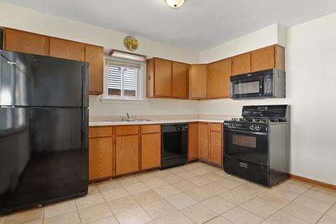 708 N Main St, Mount Prospect, IL 60056 photo 7