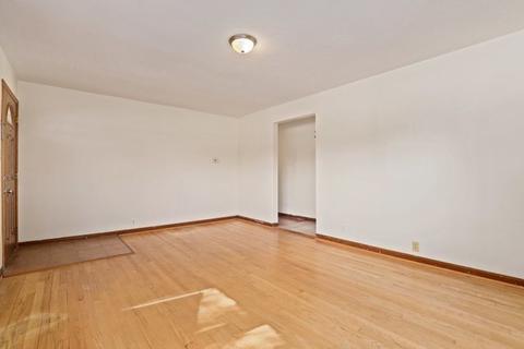 708 N Main St, Mount Prospect, IL 60056 photo 6