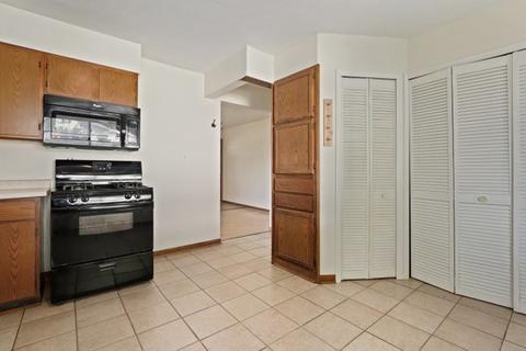 708 N Main St, Mount Prospect, IL 60056 photo 8