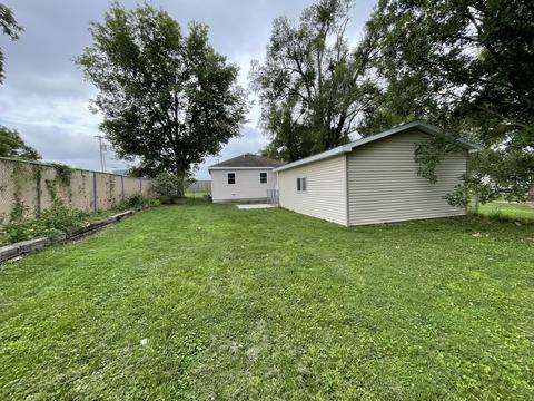 420 E Stewart St, Bloomington, IL 61701 photo 4