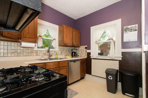 1507 E Jackson St, Bloomington, IL 61701 photo 10