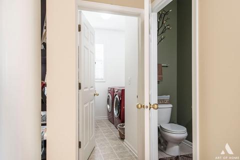 1165 Clover Hill Ln, Elgin, IL 60120 photo 8