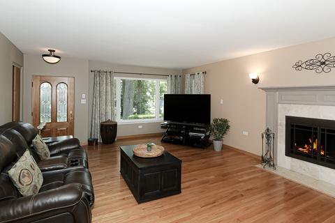 220 N Western Ave, Bartlett, IL 60103 photo 5