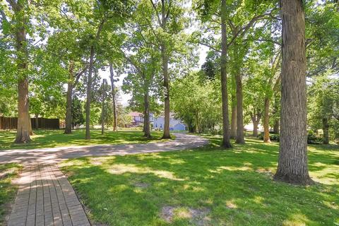220 N Western Ave, Bartlett, IL 60103 photo 3