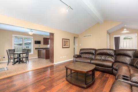 6451 Bazz Dr, Plainfield, IL 60586 photo 3