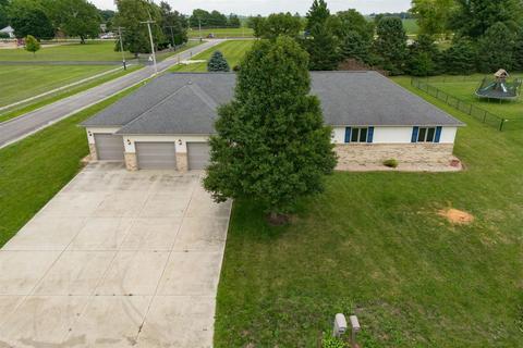401 Sunset Dr, Colfax, IL 61728 photo 36