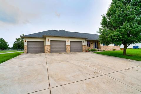 401 Sunset Dr, Colfax, IL 61728 photo 6