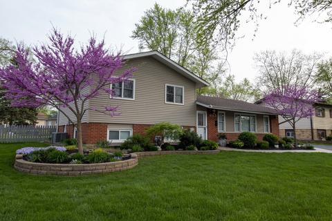 665 Flagstaff Ln, Hoffman Estates, IL 60169 photo 2