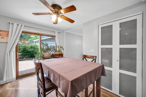 665 Flagstaff Ln, Hoffman Estates, IL 60169 photo 12