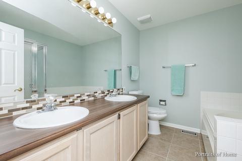 1136 Coldspring Rd, Elgin, IL 60120 photo 13
