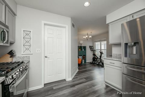1136 Coldspring Rd, Elgin, IL 60120 photo 8