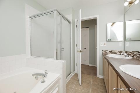 1136 Coldspring Rd, Elgin, IL 60120 photo 14