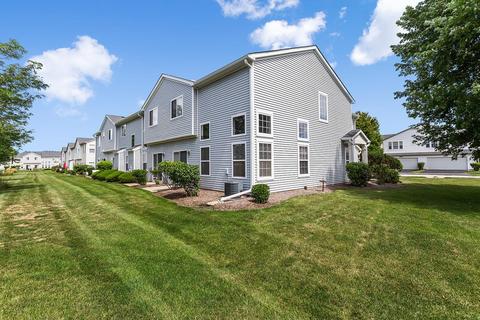 7007 Creekside Dr, Plainfield, IL 60586 photo 2