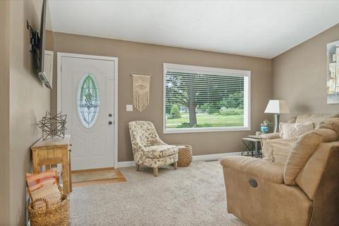 1117 Parliament Rd, Normal, IL 61761 photo 5