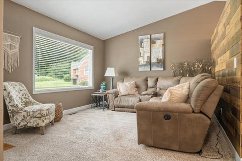 1117 Parliament Rd, Normal, IL 61761 photo 7