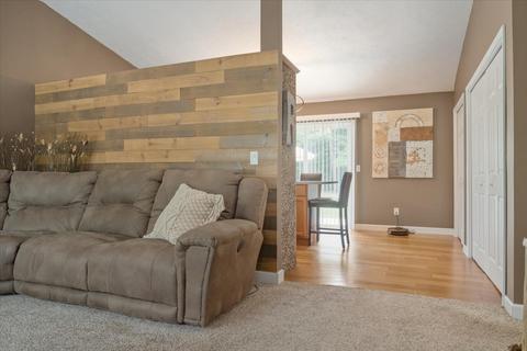 1117 Parliament Rd, Normal, IL 61761 photo 9
