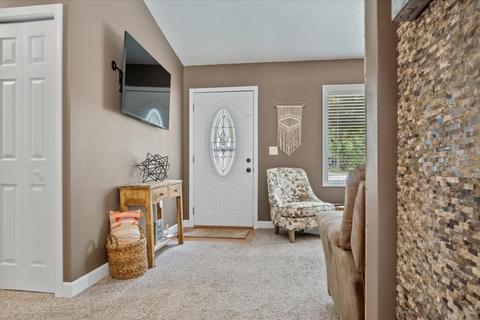 1117 Parliament Rd, Normal, IL 61761 photo 4