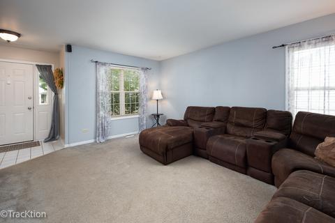 2066 Riverside Dr, Plainfield, IL 60586 photo 3