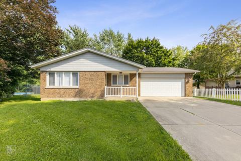 56 Devonshire Cir, Elgin, IL 60123 photo 1