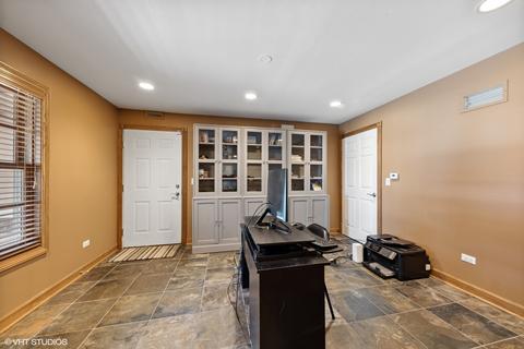 2602 Sigwalt St, Rolling Meadows, IL 60008 photo 9