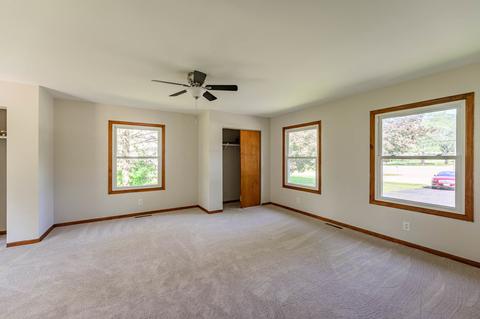 1103 Oeffling Dr, Johnsburg, IL 60051 photo 5