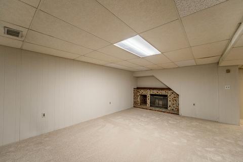 1103 Oeffling Dr, Johnsburg, IL 60051 photo 9