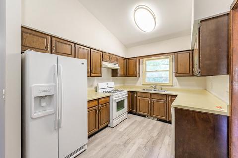 1103 Oeffling Dr, Johnsburg, IL 60051 photo 4