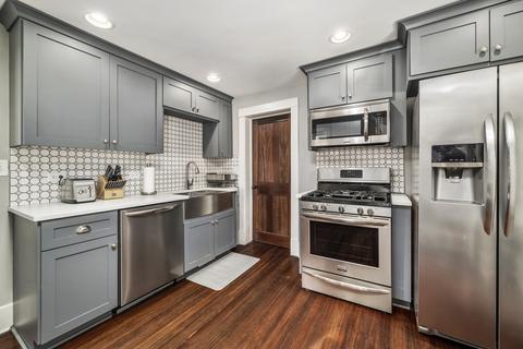 204 E 2nd St, Lockport, IL 60441 photo 6