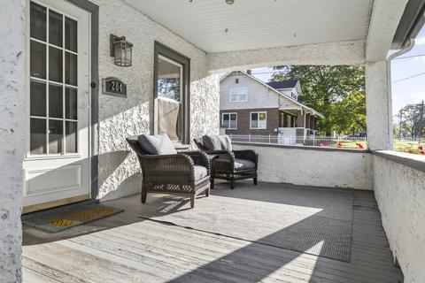 204 E 2nd St, Lockport, IL 60441 photo 3