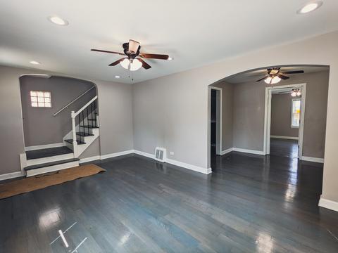 9129 S Perry Ave, Chicago, IL 60620 photo 3