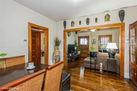 616 Harrison St, Elgin, IL 60120 photo 5