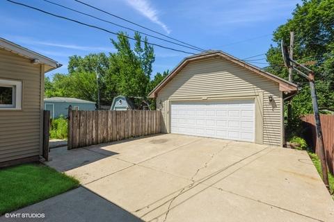 616 Harrison St, Elgin, IL 60120 photo 17