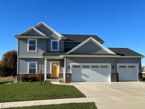 315 Red Bud Dr, Mahomet, IL 61853