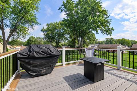 1402 Channel Beach Ave, Johnsburg, IL 60051 photo 13