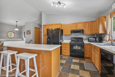 1402 Channel Beach Ave, Johnsburg, IL 60051 photo 4
