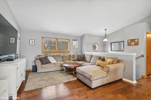 1402 Channel Beach Ave, Johnsburg, IL 60051 photo 3