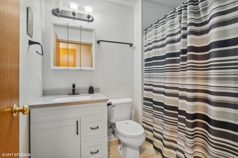 1402 Channel Beach Ave, Johnsburg, IL 60051 photo 10