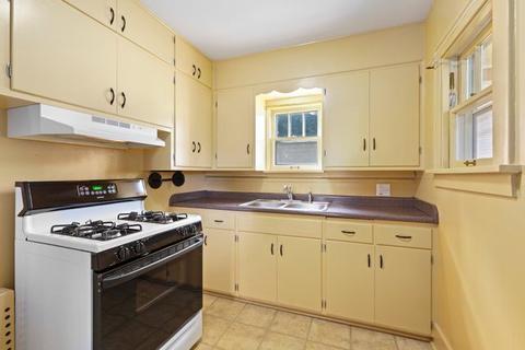 1015 Carr St, Elgin, IL 60123 photo 10
