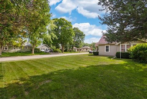 1015 Carr St, Elgin, IL 60123 photo 28