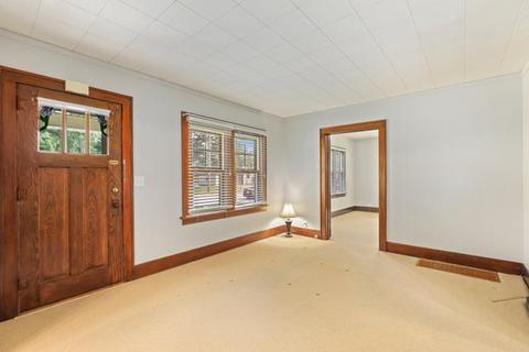 1015 Carr St, Elgin, IL 60123 photo 5