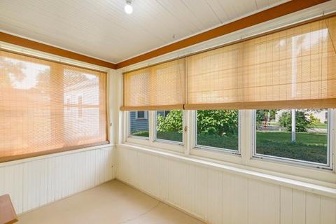 1015 Carr St, Elgin, IL 60123 photo 23
