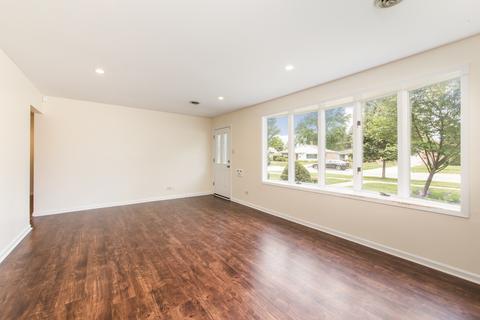 838 E Grant Dr, Des Plaines, IL 60016 photo 16