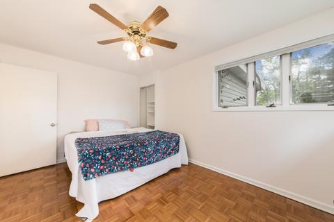 838 E Grant Dr, Des Plaines, IL 60016 photo 12