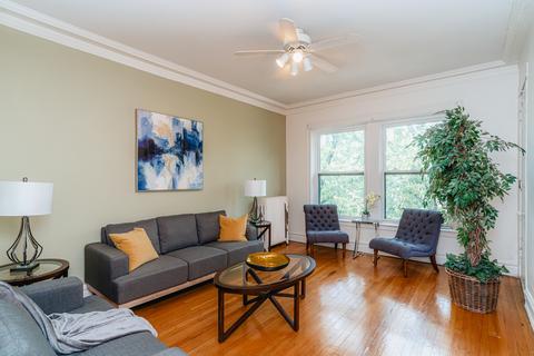 1233 E 53rd St #3, Chicago, IL 60615 photo 3