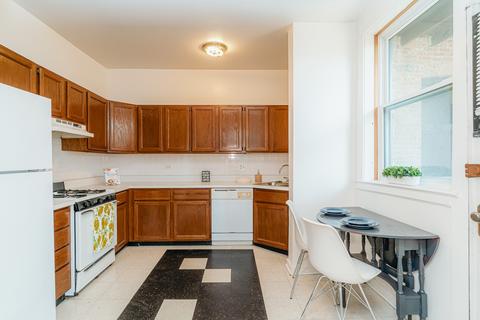 1233 E 53rd St #3, Chicago, IL 60615 photo 9