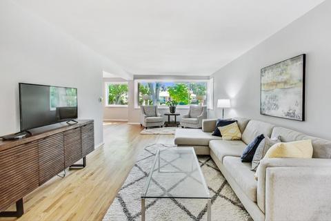 8948 Forestview Rd, Evanston, IL 60203 photo 6